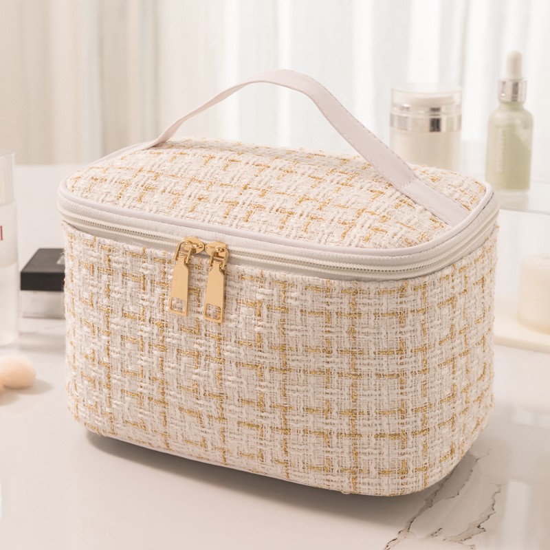 New Korean Style Plaid Portable Chanel Style Cosmetic Bag Large Capacity Portable Travel Wash Storage Bag Factory Wholesale