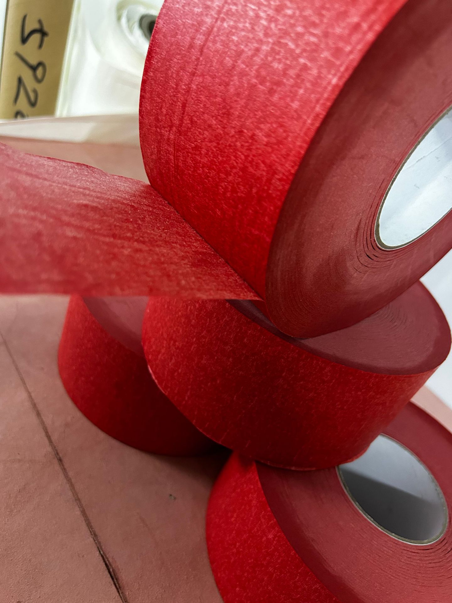 红色美纹纸脑高温300c° 烤漆遮屏红色胶带 pet红色胶带 定位红膜