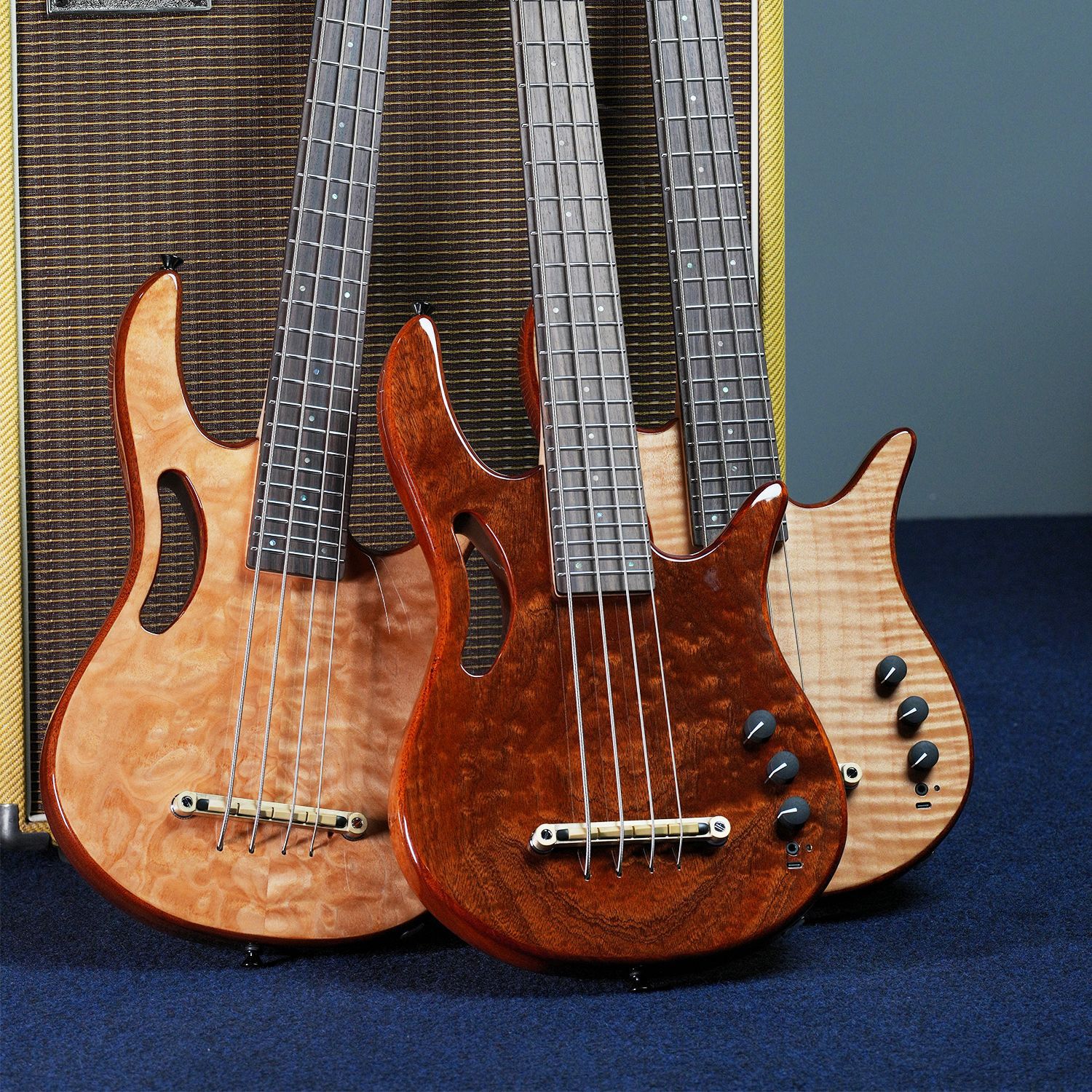 akama数字mini静音贝斯四弦初学者电贝司bass智能内录贝司31.6寸