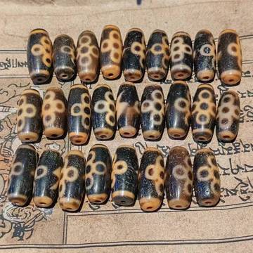 玛瑙天珠牙黄色30mm五眼闪电图案老年份重风化纹马蹄纹diy配珠