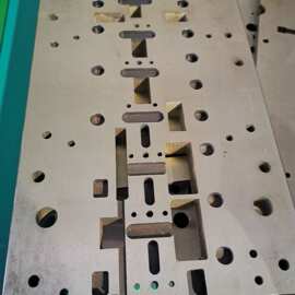 五金冲压模具制作非标模具五金模具研发不锈钢折弯冲孔连续模