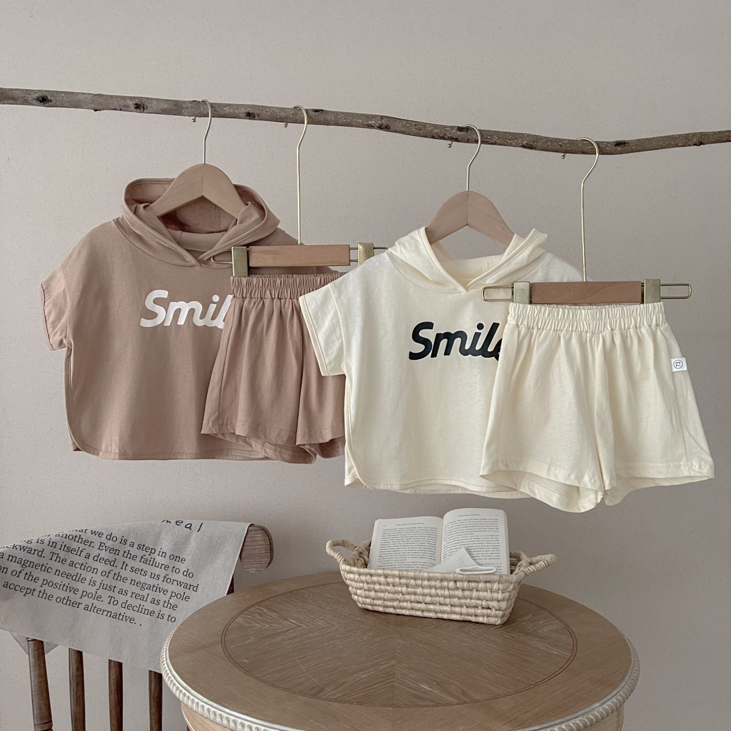 Summer Children's Baby Clothes Letter Printed Short-Sleeved Shorts Suit Boys and Girls Thin Hooded out Two-Piece Suit