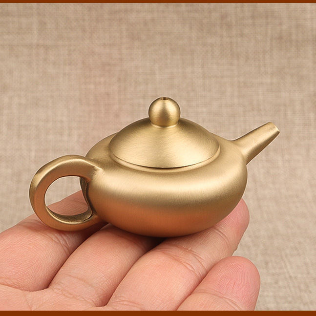 纯黄铜迷你小茶壶把把壶创意手把件茶桌摆件办公桌摆件装饰小铜器