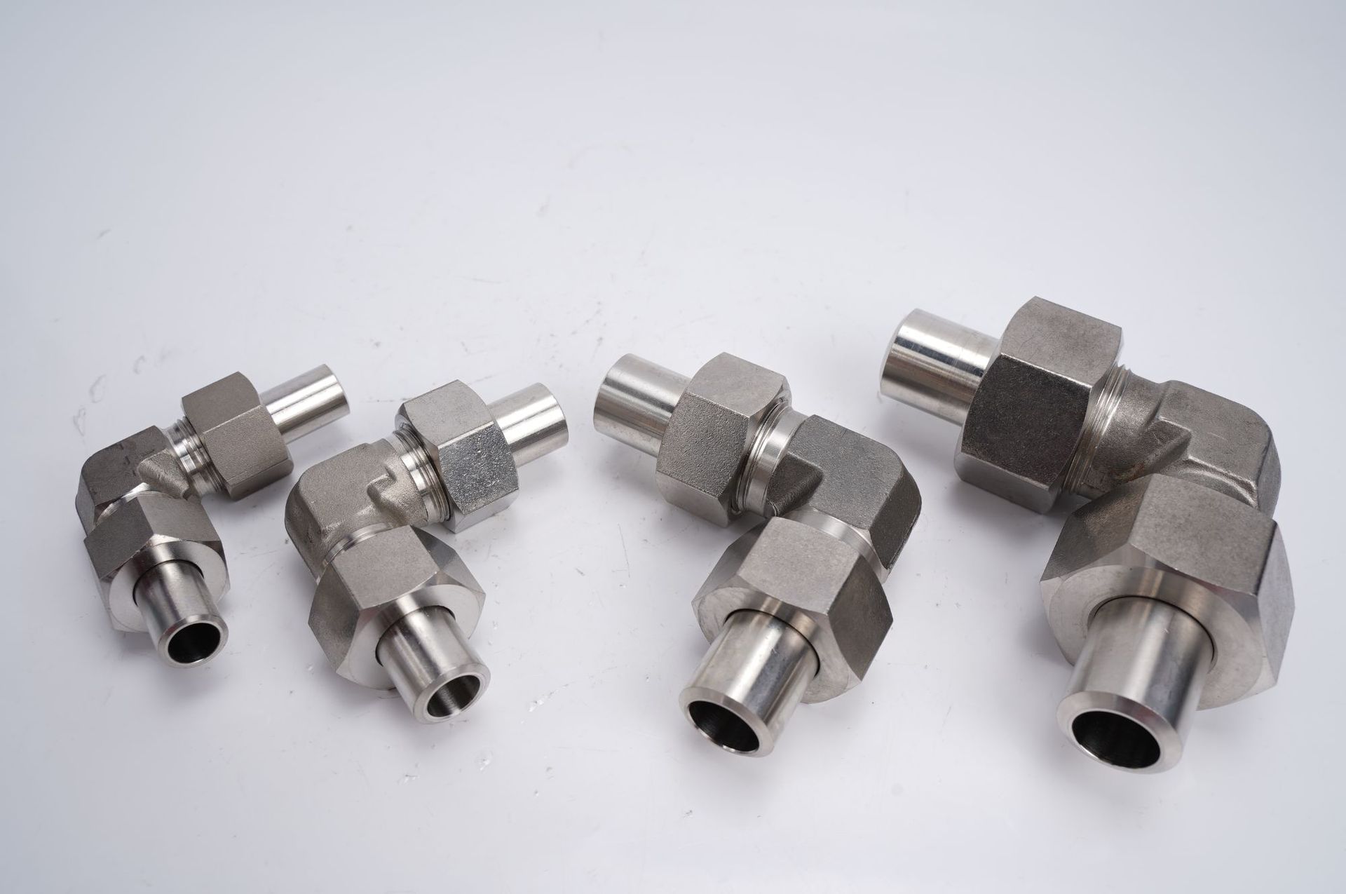 工厂供应 液压管接头 不锈钢直角接头1c9 304不锈钢 非标定制