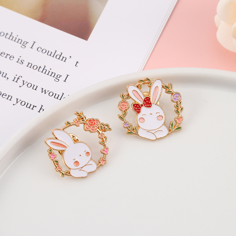 New Cartoon Rabbit Family Series Brooch Fresh Sweet Clothing Bag Accessories Accessories Holiday Small Gift