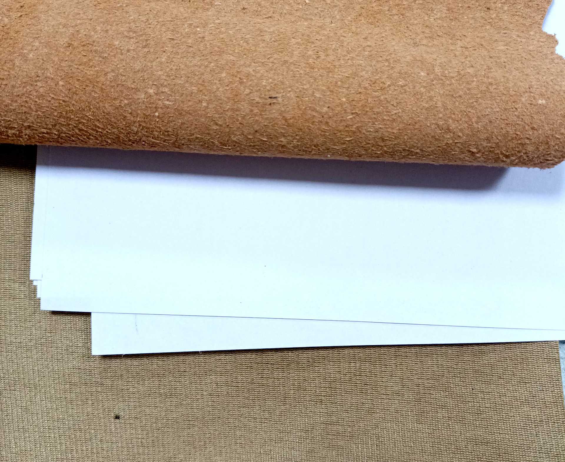 化妆盒 文具盒 包装盒 鞋内里 现货牛皮 皮带 真牛皮面料批发