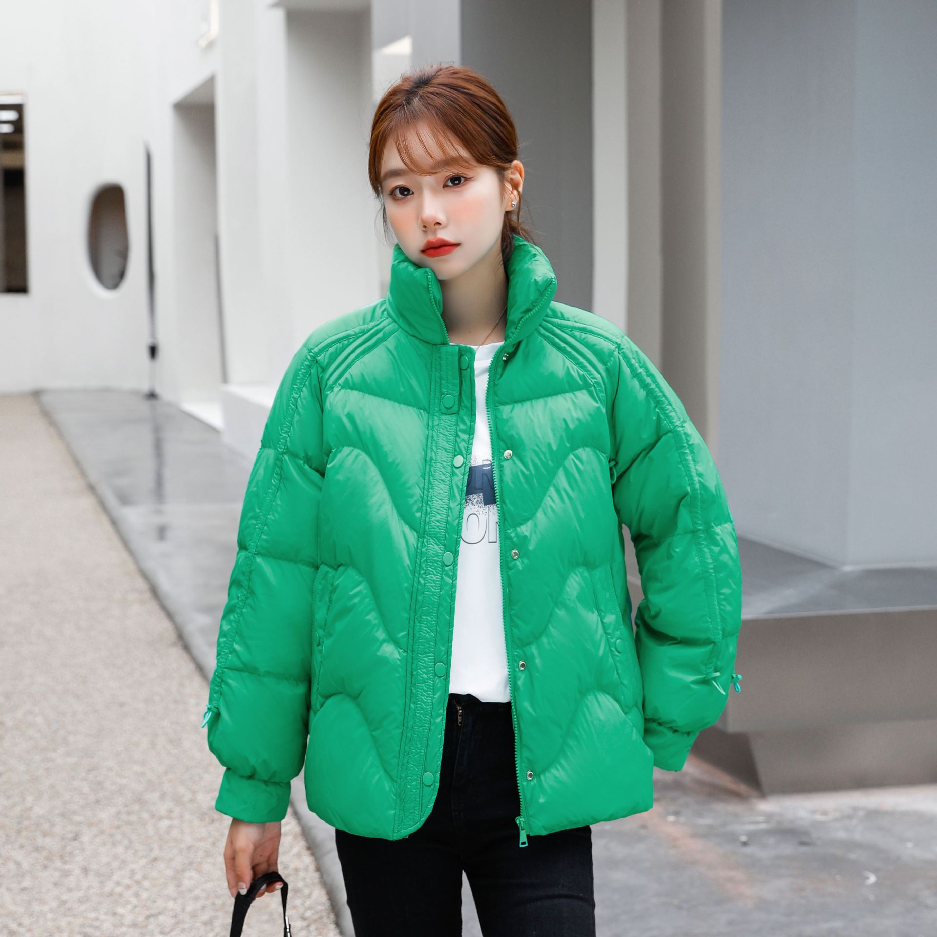 寒冬思羽2022韩版羽绒服女短款波浪纹羽绒服白鸭绒冬季女装外套