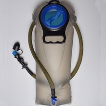 美国亚马逊折叠水壶运动折叠水杯 户外便携骑行登山跑步软水瓶