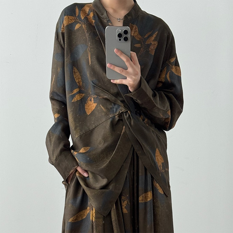 UMAW*NG秋季复古树叶印花打结衬衫现货上衣招代理主播小红书代发