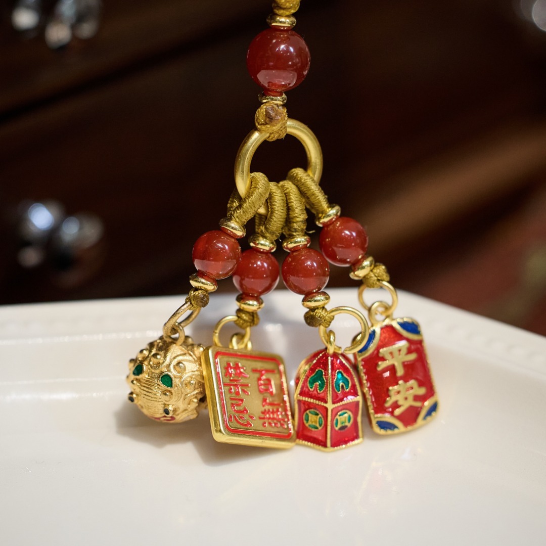 Chinese Retro Enamel Color God of Wealth Brass Key Buckle Ancient Law Alluvial Gold Birth Year Handmade Ornaments Small Gift Wholesale