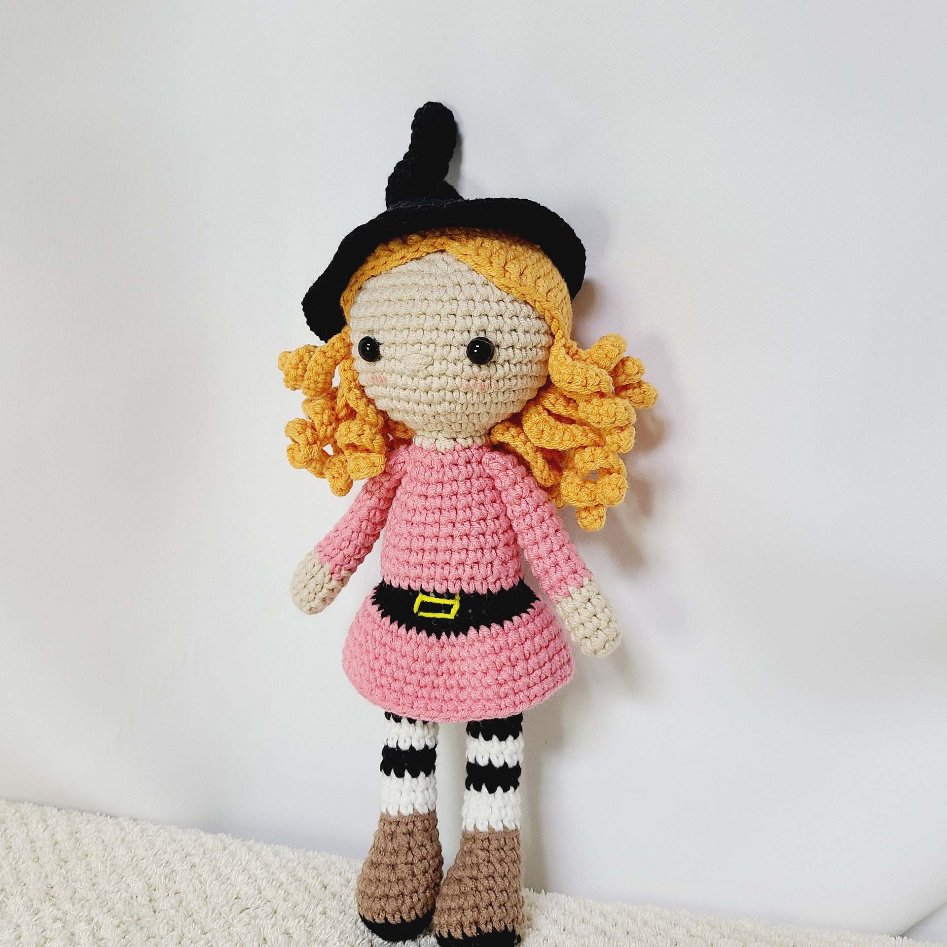 手工针织玩偶公仔厂家定制圣诞老人小熊编织人物娃娃来图来样定制