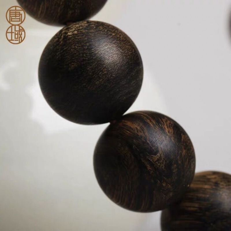 文莱沉香手串男佛珠手链黑油老料清凉香韵檀香木念珠女-阿里巴巴
