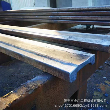 道轨钢铲板 装载机铲车铲板轨道钢刀板 铲刀火车钢轨超耐磨铲刃