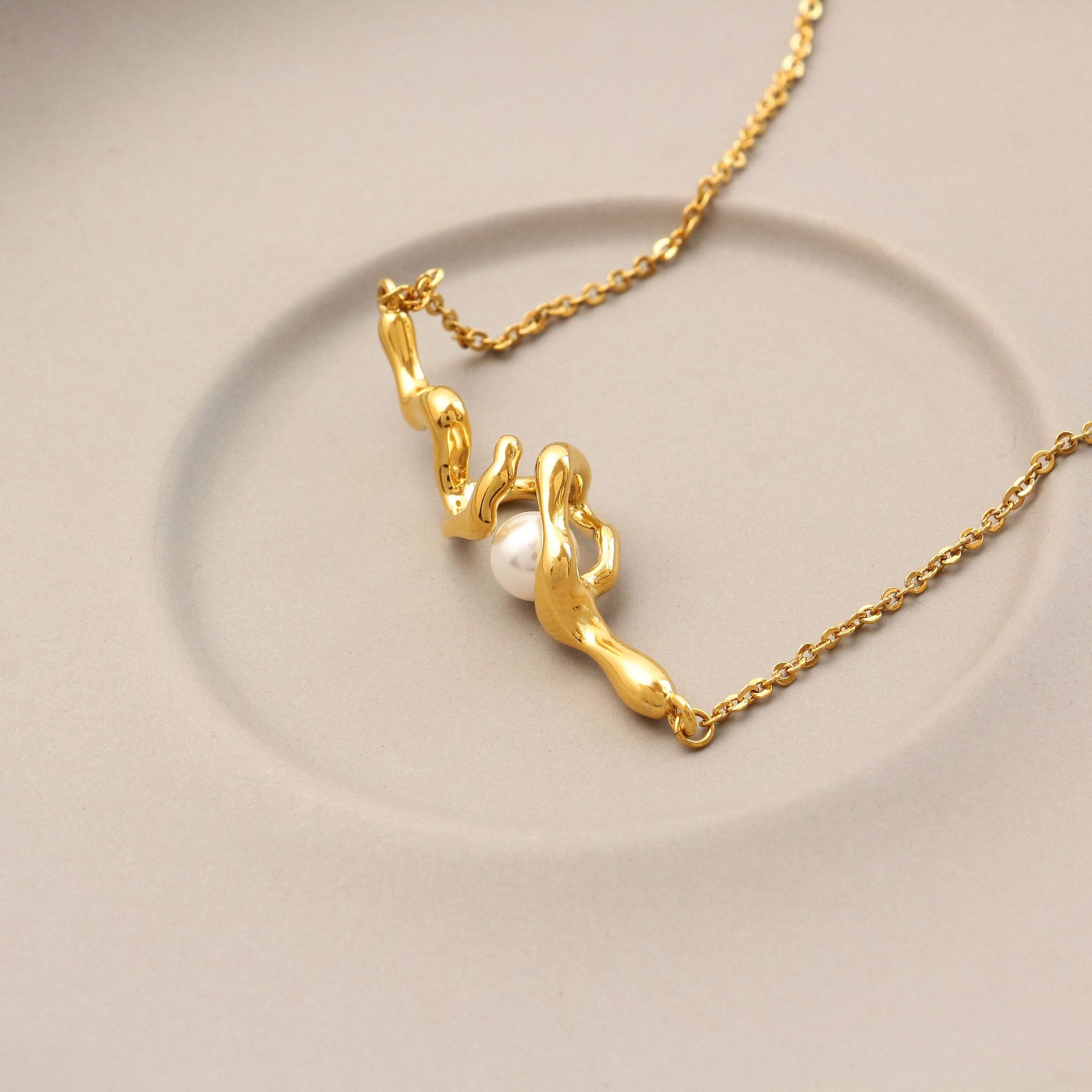 珍珠项链女韩版个性ins气质巴洛克时尚小众高级感真空保色电镀颈