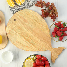 木质简约带手柄早餐板橡胶木菜板厨房鱼形砧板便携式可悬挂家用板