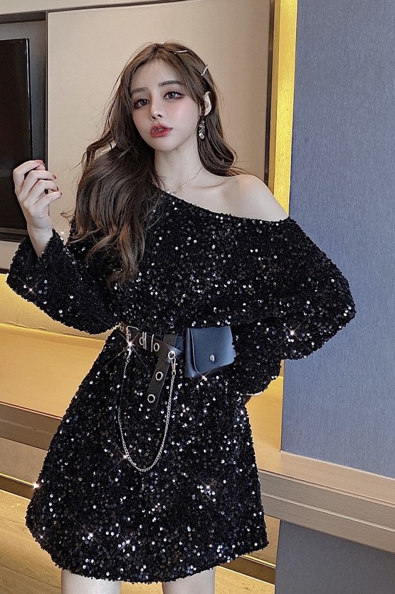 2022新春闪亮性感裙子时尚亮片宽松大码一字领裙中长款连衣裙包包