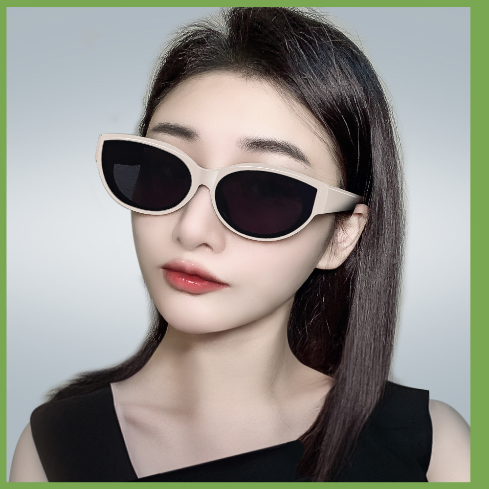 新款2024欧美猫眼太阳镜墨镜女感显脸小防紫外线防晒男士偏光墨镜