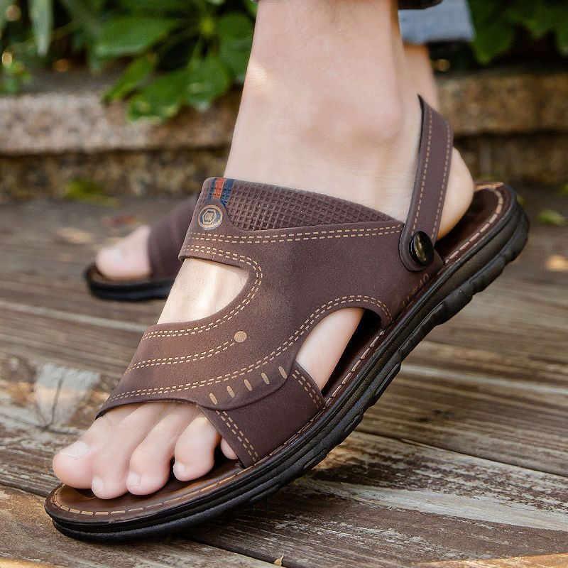 2022 Summer New Faux Leather Sandals Men's Casual Outdoor Dad Dual Use Slippers Men's Middle-Aged and Elderly Beach Shoes