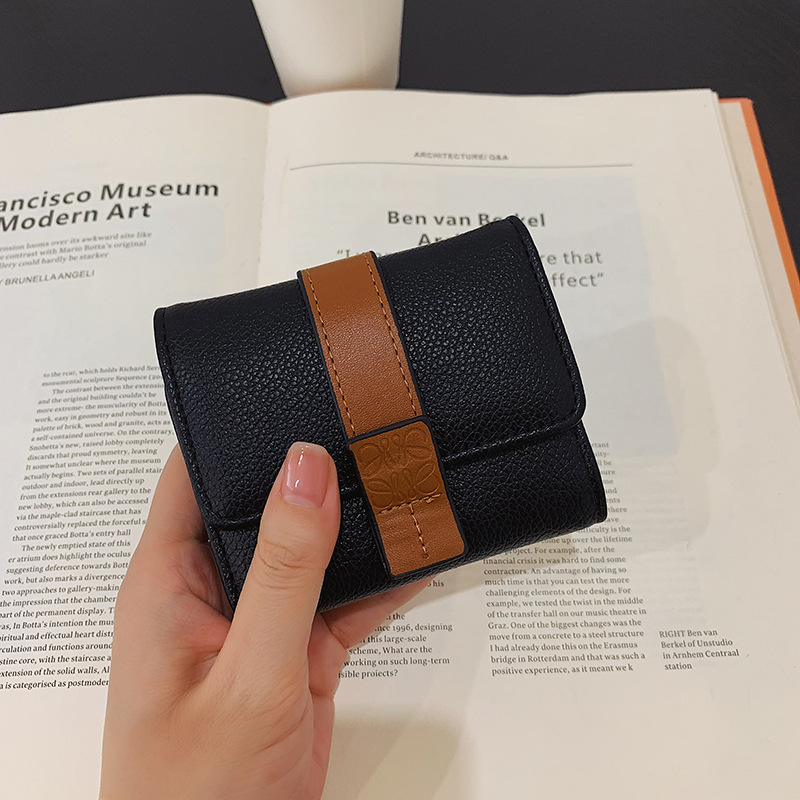 Spring 2023 Popular Bag New Fashion Portable Simplicity Wallet Western Style Leisure Card Holder Small Bag