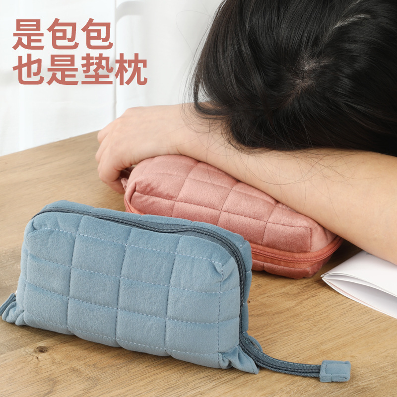 Student Nap Pillow Bag Large Capacity Stationery Bag Fur Bag Cute Pillow Pillow Bag Plush Girl Heart Pencil Case Wholesale