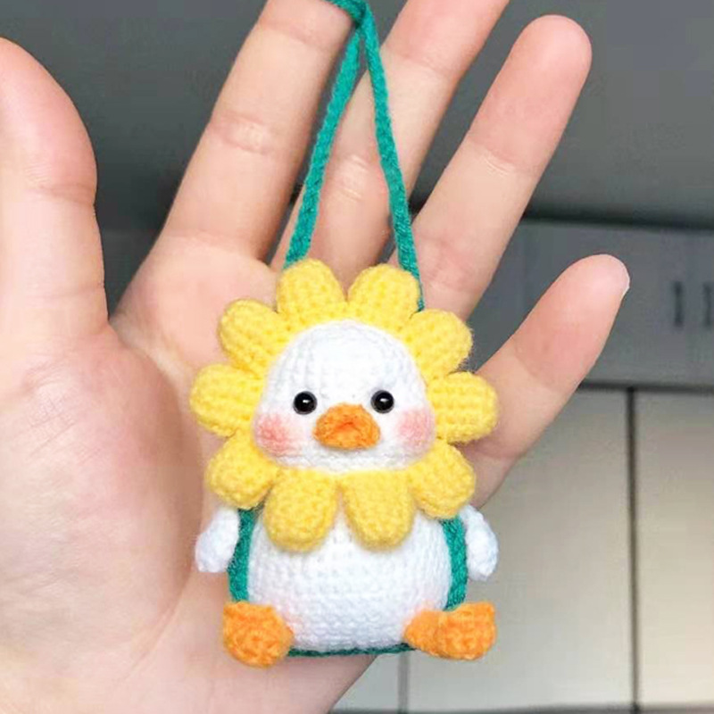 粥粥鸭摔倒鸭网红萌宠鸭小鸭子手工diy编织萌鸭子玩偶毛线材料包