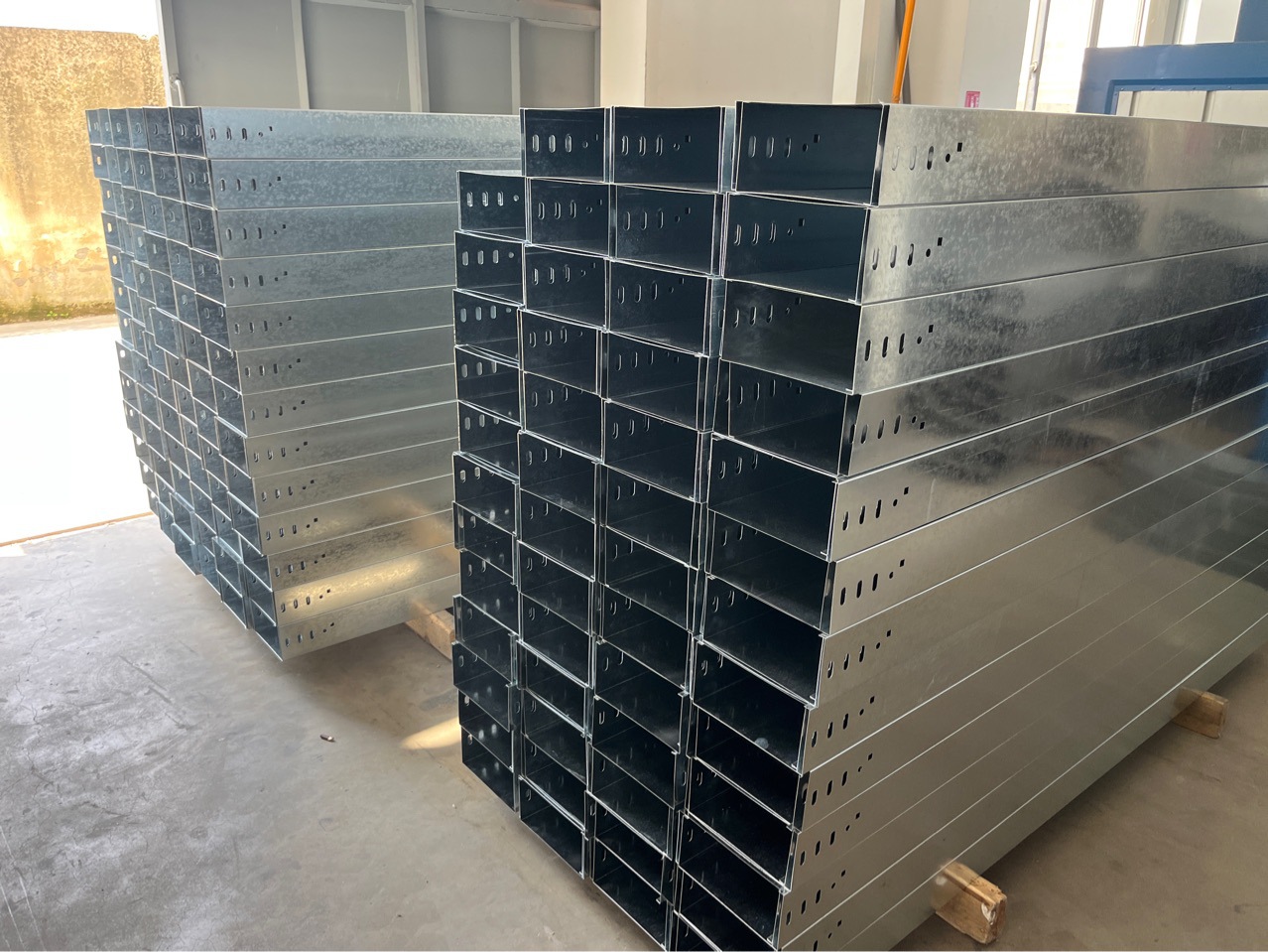 镀锌桥架防火电缆桥架