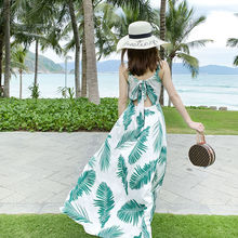沙滩裙连衣裙2024新款海边度假泰国显瘦超仙雪纺吊带露背连衣裙女