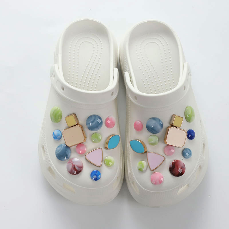 2022 Foreign Trade New Coros Shoes Decorative Candy Color Cute Macaron Geometric Set Shoe Ornament Shoe Buckle Accessories