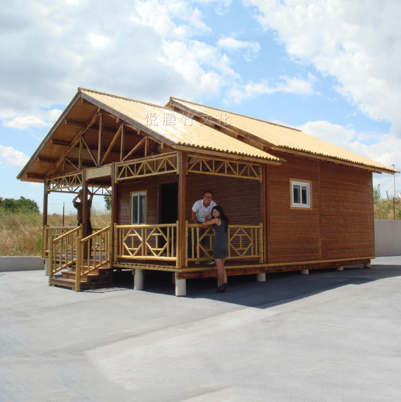 定制移动竹木房屋景区民宿农家乐装配式帐篷竹楼建筑装饰雕塑编织