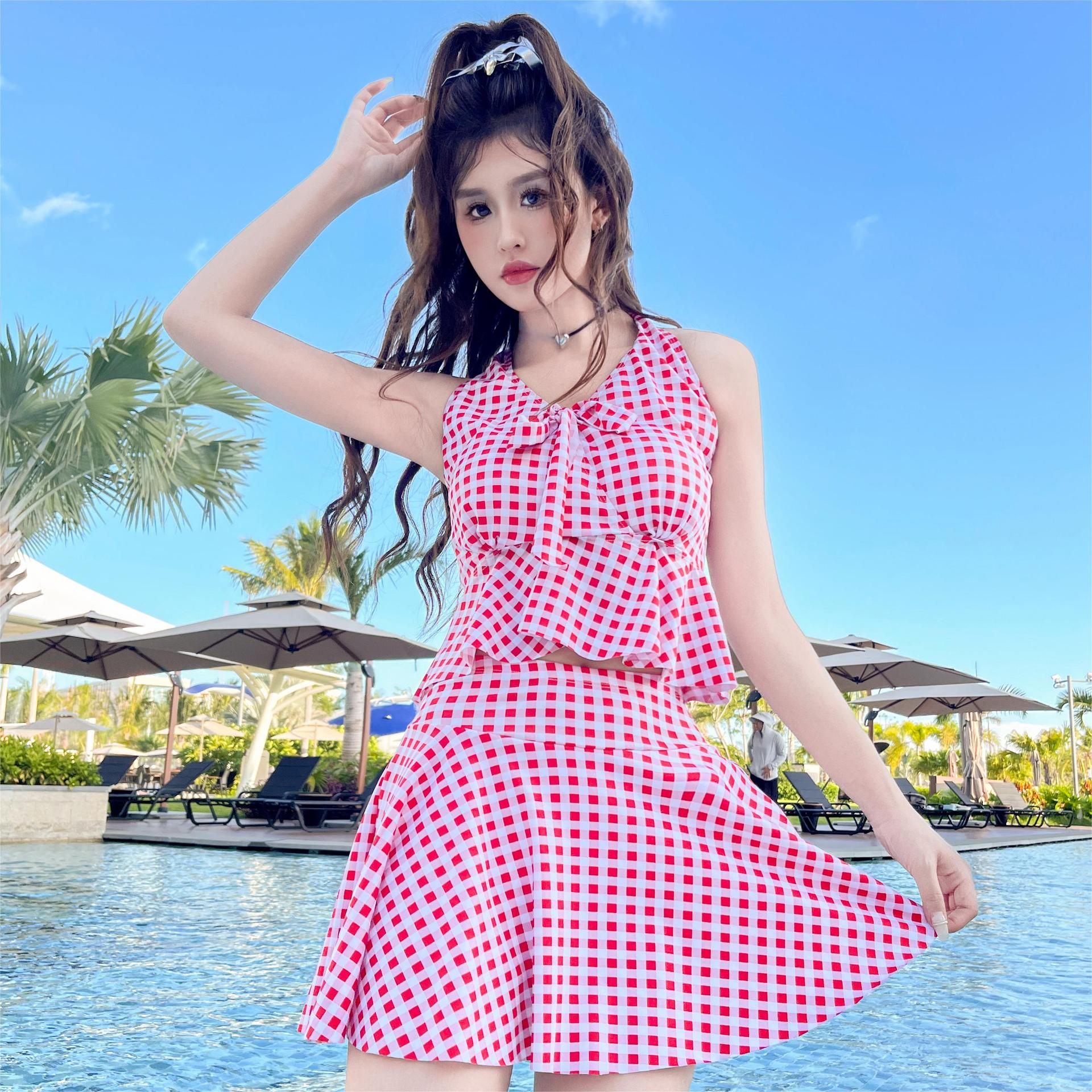 分体泳衣女新款韩国仙女范保守学生显瘦小胸聚拢温泉泳衣-阿里巴巴