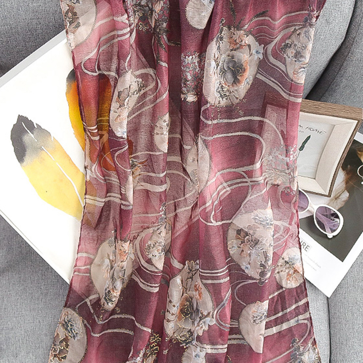 Hot Selling Hot Stamping Cotton Linen Printed Scarf Breathable Material Vintage Silk Scarf Women's Shawl