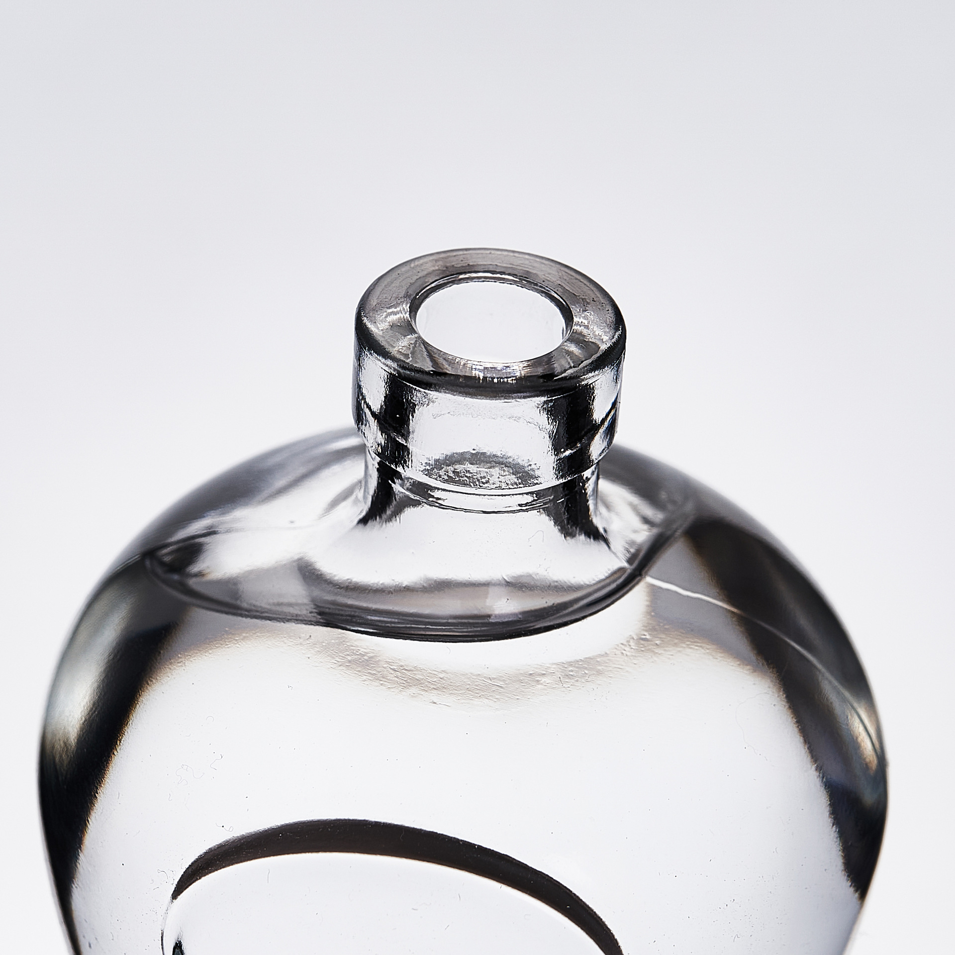 小容量玻璃酒瓶150ml迷你玻璃瓶创意伏特加瓶威士忌瓶白兰地空瓶