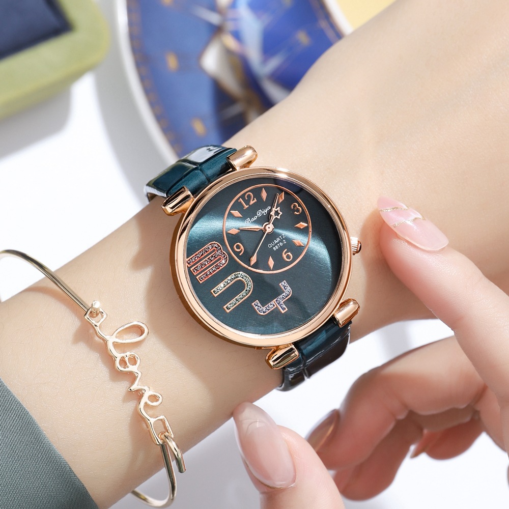 2023 Pinduoduo Cute Cartoon Women's Small Turntable Women's Watch Student Fresh Quartz Women's Watch