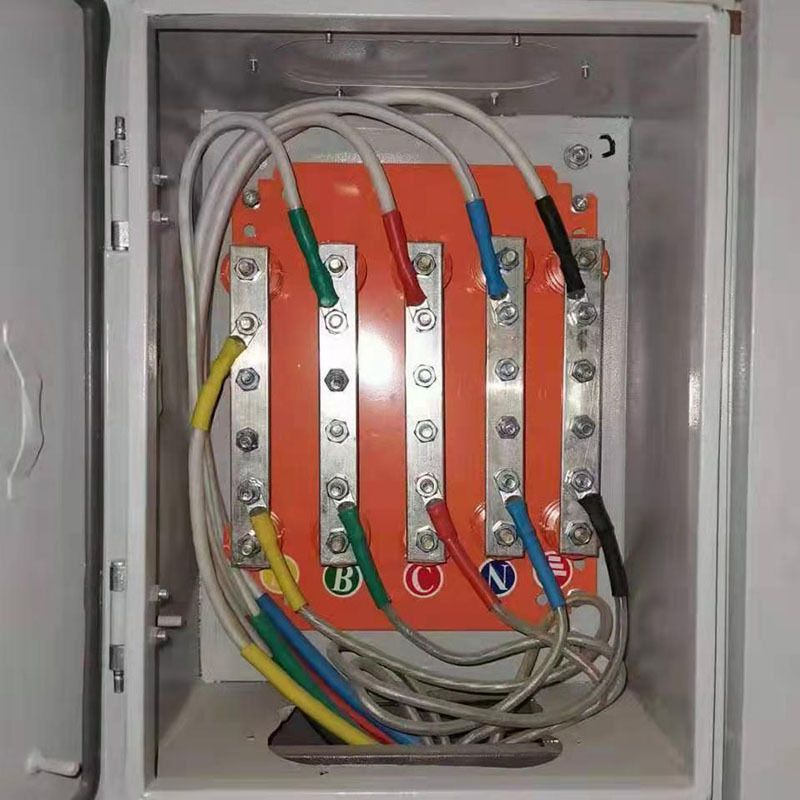 电缆t接箱三相低压矿物质铜排分支箱绝缘端子箱汇流转换箱分流箱