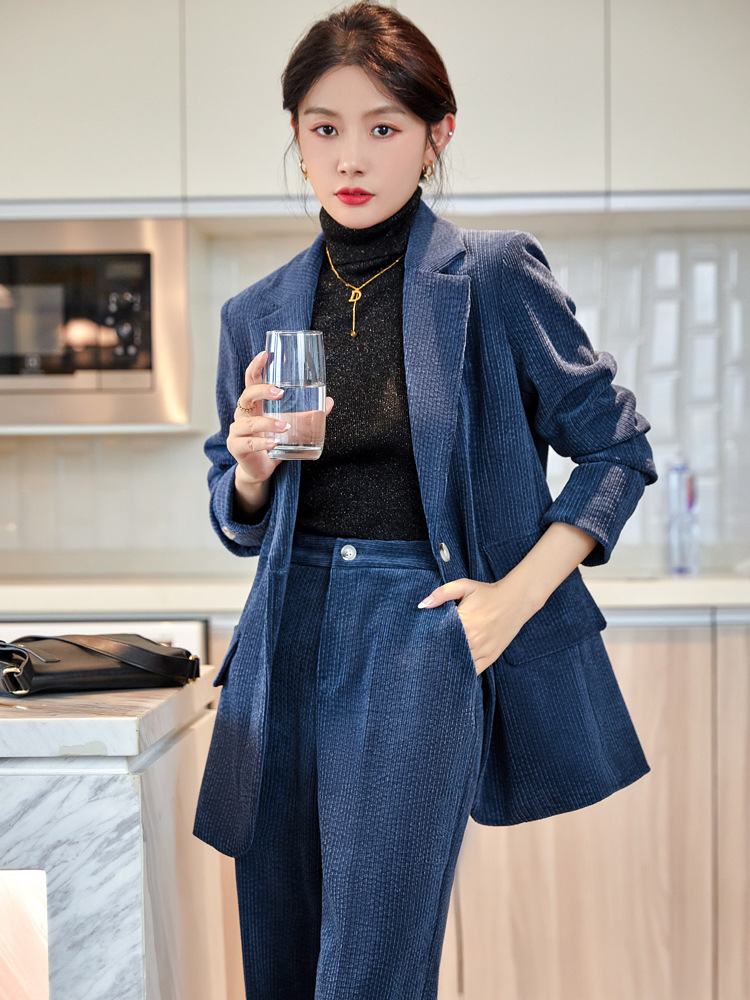 冬季夹棉灯芯绒西装外套女秋冬大码胖mm职业正装加厚高端西服套装