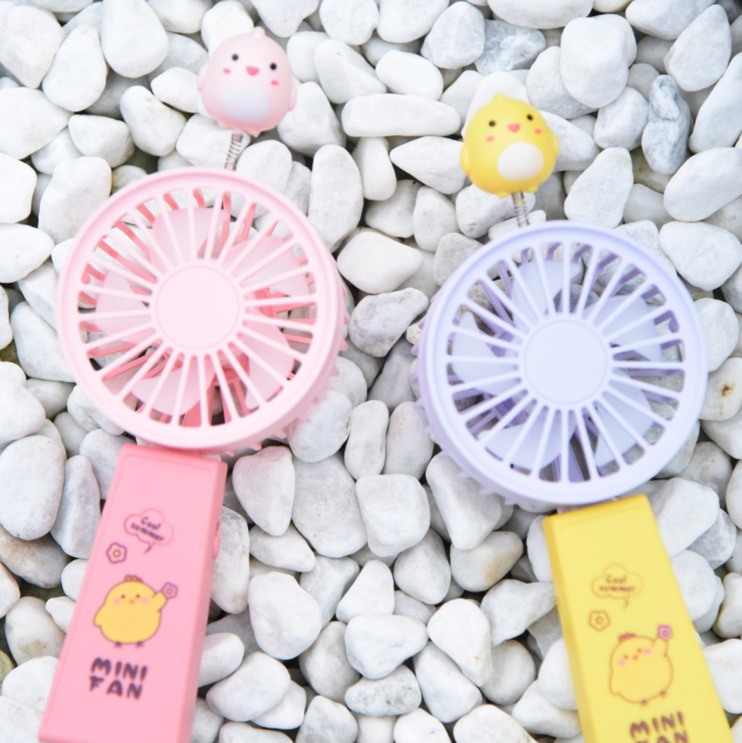 2023 New Foldable Rocking Cute Chicken Small Handheld Fan Rechargeable Children's Portable Summer Cooling Electric Fan