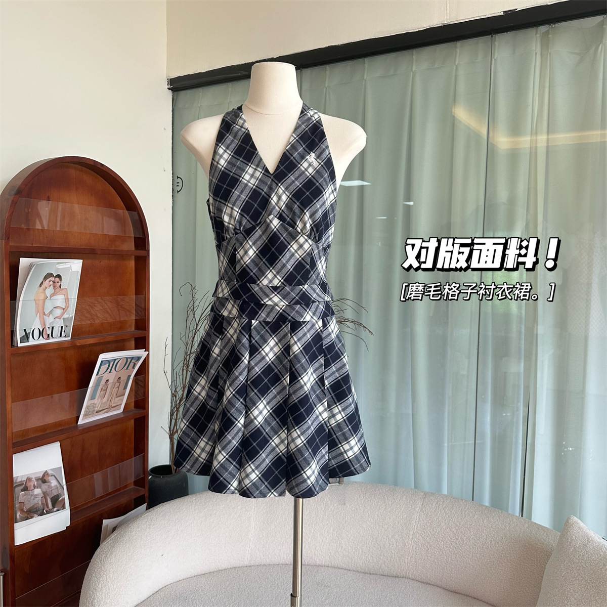 昭和少女 黑白格子连衣裙女夏涩谷短裙v领挂脖吊带背心裙-阿里巴巴