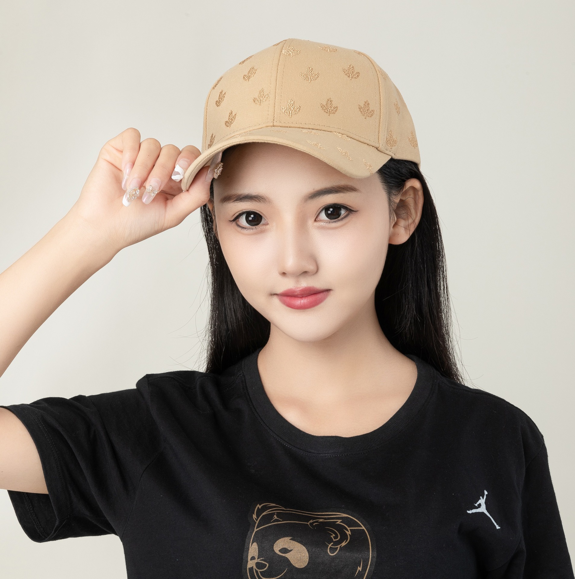 新款鸭舌帽女韩版潮学生休闲时尚满绣高档棒球帽百搭显脸小硬顶