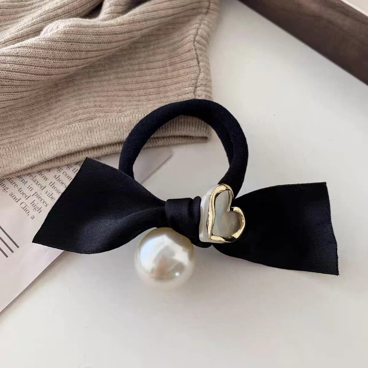 Korean Style Love Heart Bow Tie Hair Band Women's Elegant Pearl Ponytail Head Rope Rubber Band Bun Hair Ring Elastic String Hair Accessories