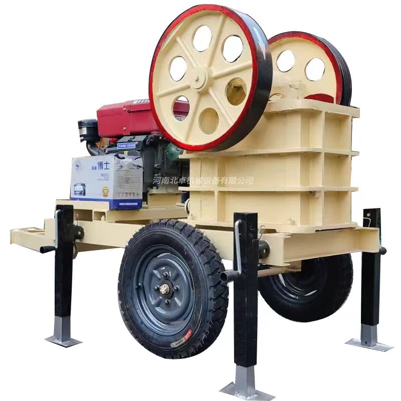 移动柴油小型颚式碎石机 水泥块鄂式破碎机 混凝土块鄂式破碎机