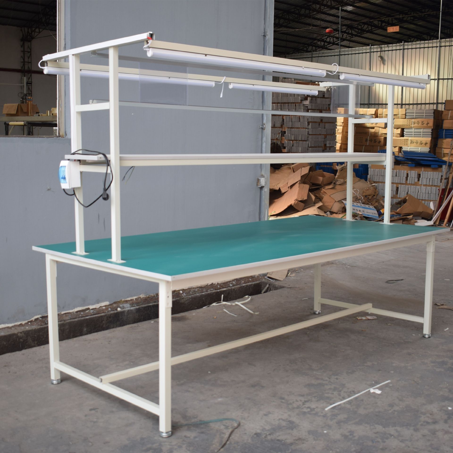 防静电工作台带灯大桌子铁架打包台车间线桌流水线工作台桌子