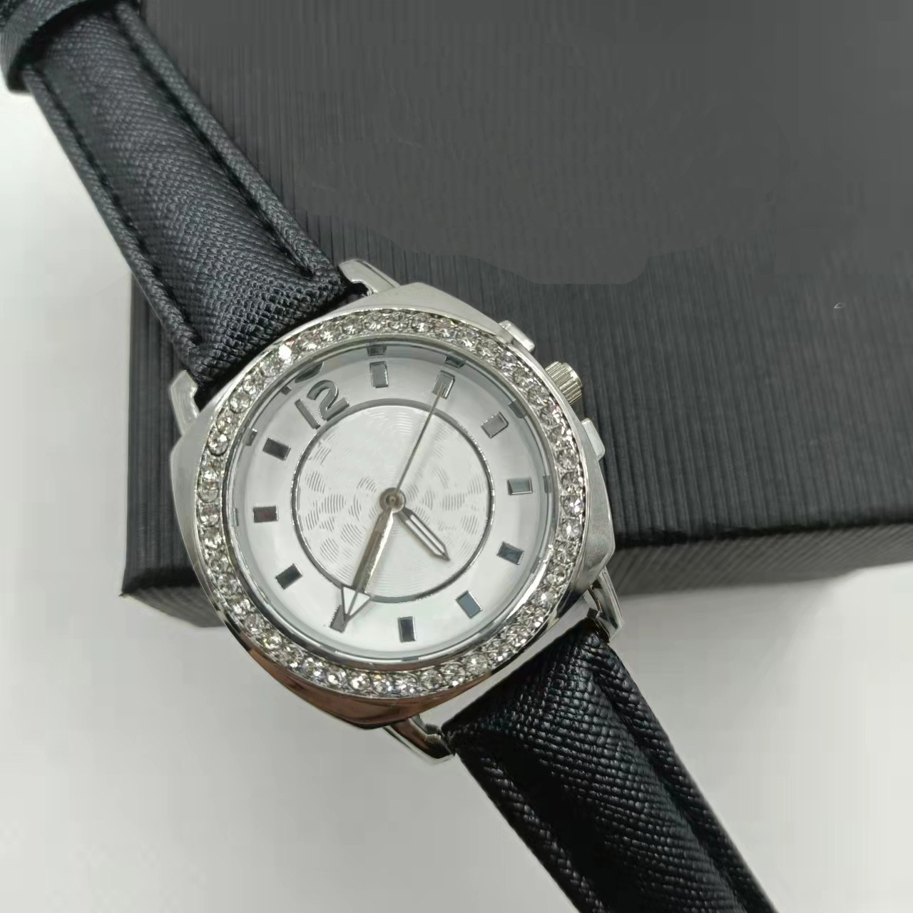 Best-Seller on Douyin Supply Belt Watch Quartz Watch Women's Watch Women's Quartz Watch in Stock Wholesale