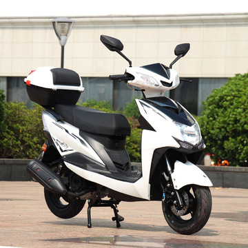 外贸出口新款125cc踏板车尚领超级鹰迅鹰摩托车燃油助力车整车