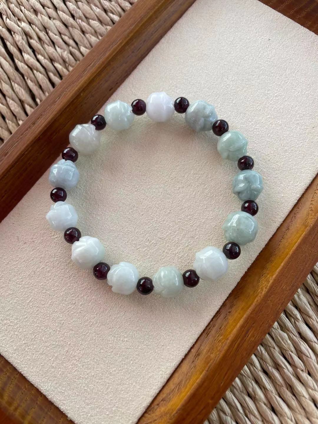 天然缅甸老坑翡翠a货精雕玫瑰花珠手链糯种翡翠手串女款批发