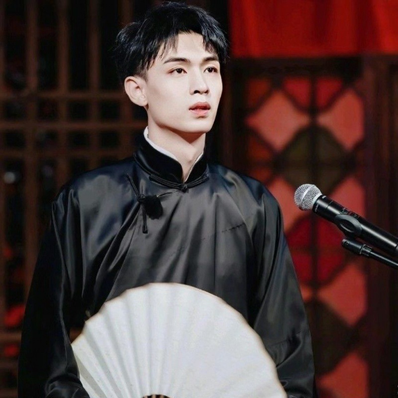 潮牌秦霄贤同款相声大褂 德云华服 女生大褂中国风长袍马褂伴郎服