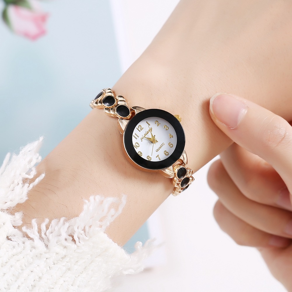 Fashion Trend Epoxy Bracelet Women's Watch New Student Quartz Watch Digital Simple Cat Eye Temperament Watch Women