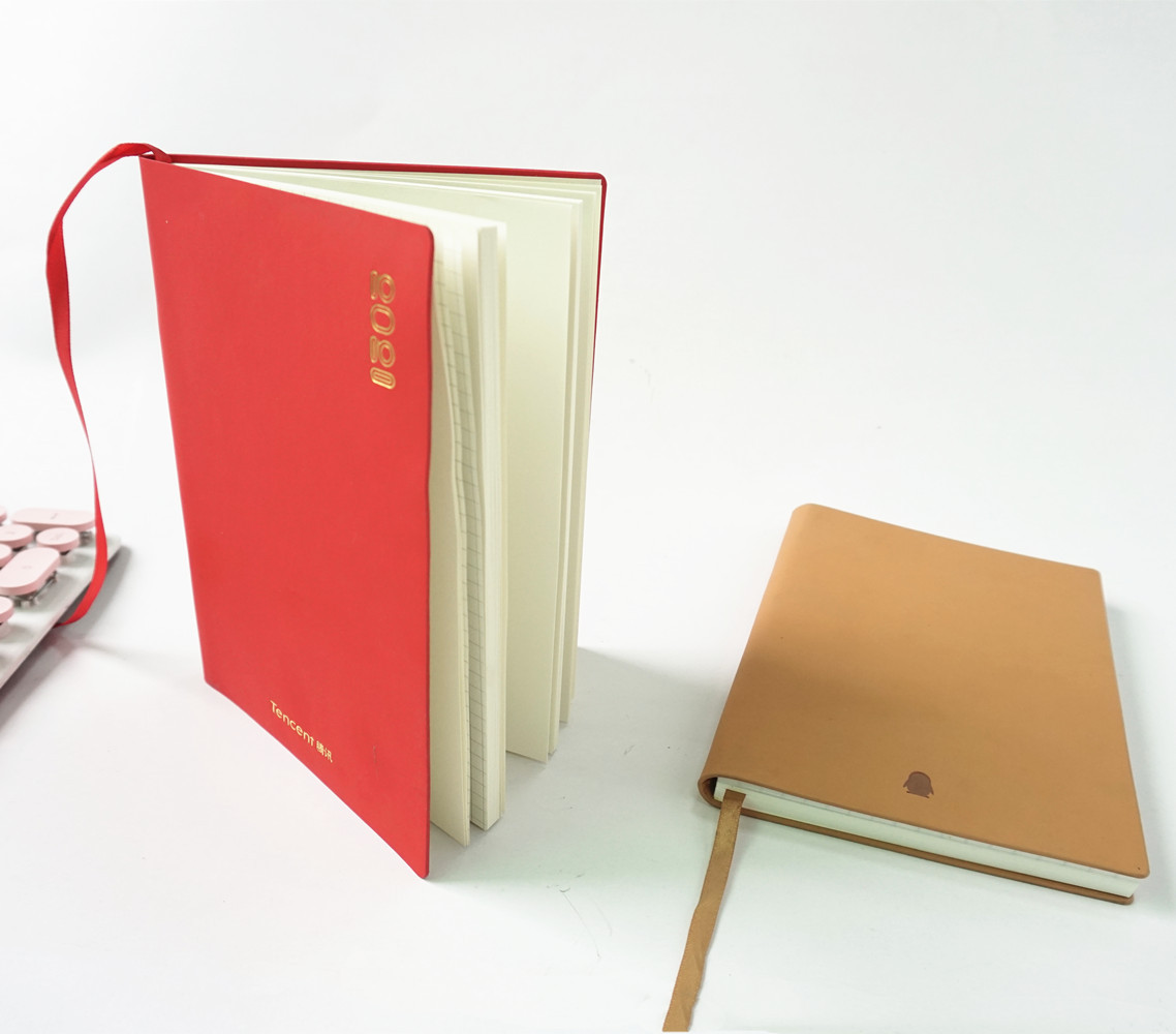 工厂定制松紧带笔记本外贸fsc再生纸内页记事本pu绑带超市学生本