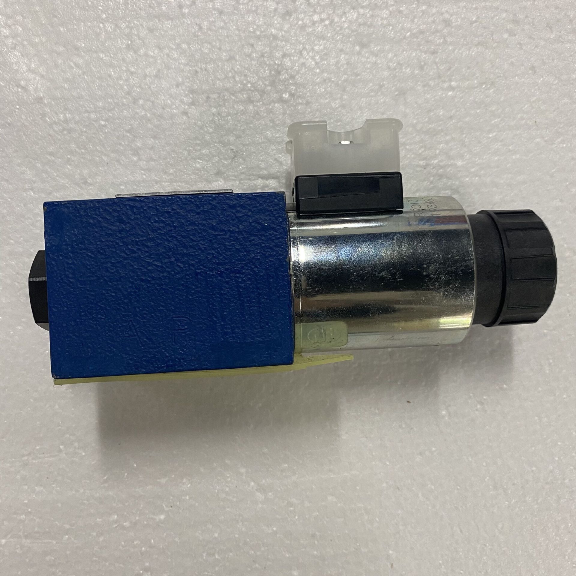 大量现货 电磁球阀 当天发货 m-3sed6uk1x/350cg24n9k4