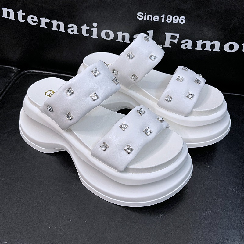 夏季网红新款时尚水钻厚底拖鞋女全真皮增高摇摇底松糕凉鞋ins 潮