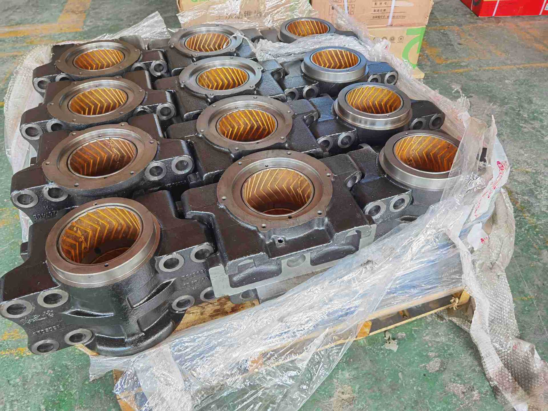 红岩杰狮平衡轴壳 国五 国六 原厂 上汽依维柯红岩